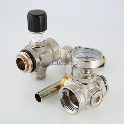 Байпас проходной с перепускным клапаном и термометром Valtec (вид 3) Байпас проходной с перепускным клапаном и термометром Valtec (фото, вид 3)