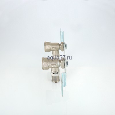 Пресс планка с водорозетками 16 x 1/2" Valtec (вид 1) Пресс планка с водорозетками 16 x 1/2" Valtec (фото, вид 1)