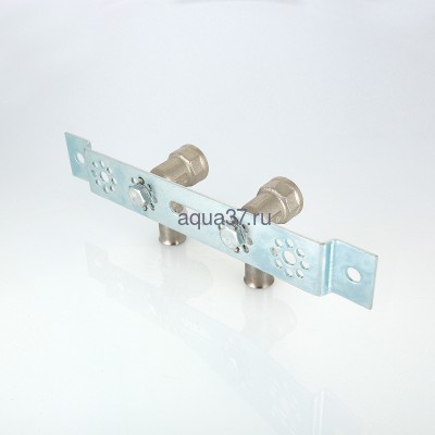 Пресс планка с водорозетками 16 x 1/2" Valtec (вид 4) Пресс планка с водорозетками 16 x 1/2" Valtec (фото, вид 4)