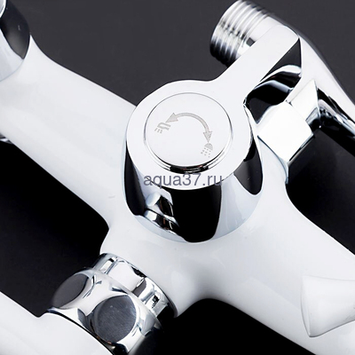 Смеситель для ванны Frud R22332 (вид 2) Смеситель для ванны Frud R22332 (фото, вид 2)